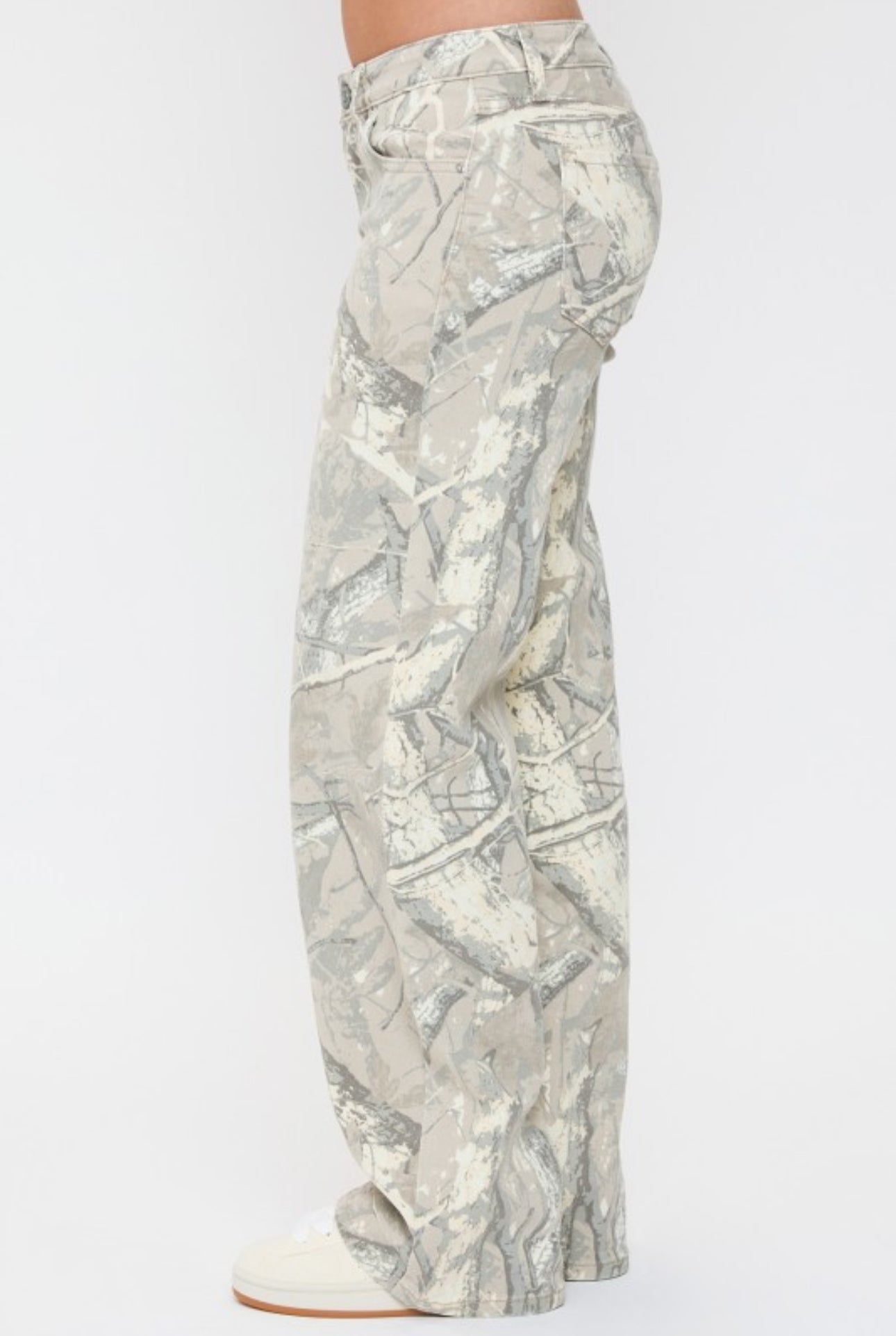 Low Rise Wide Leg Camo Jeans