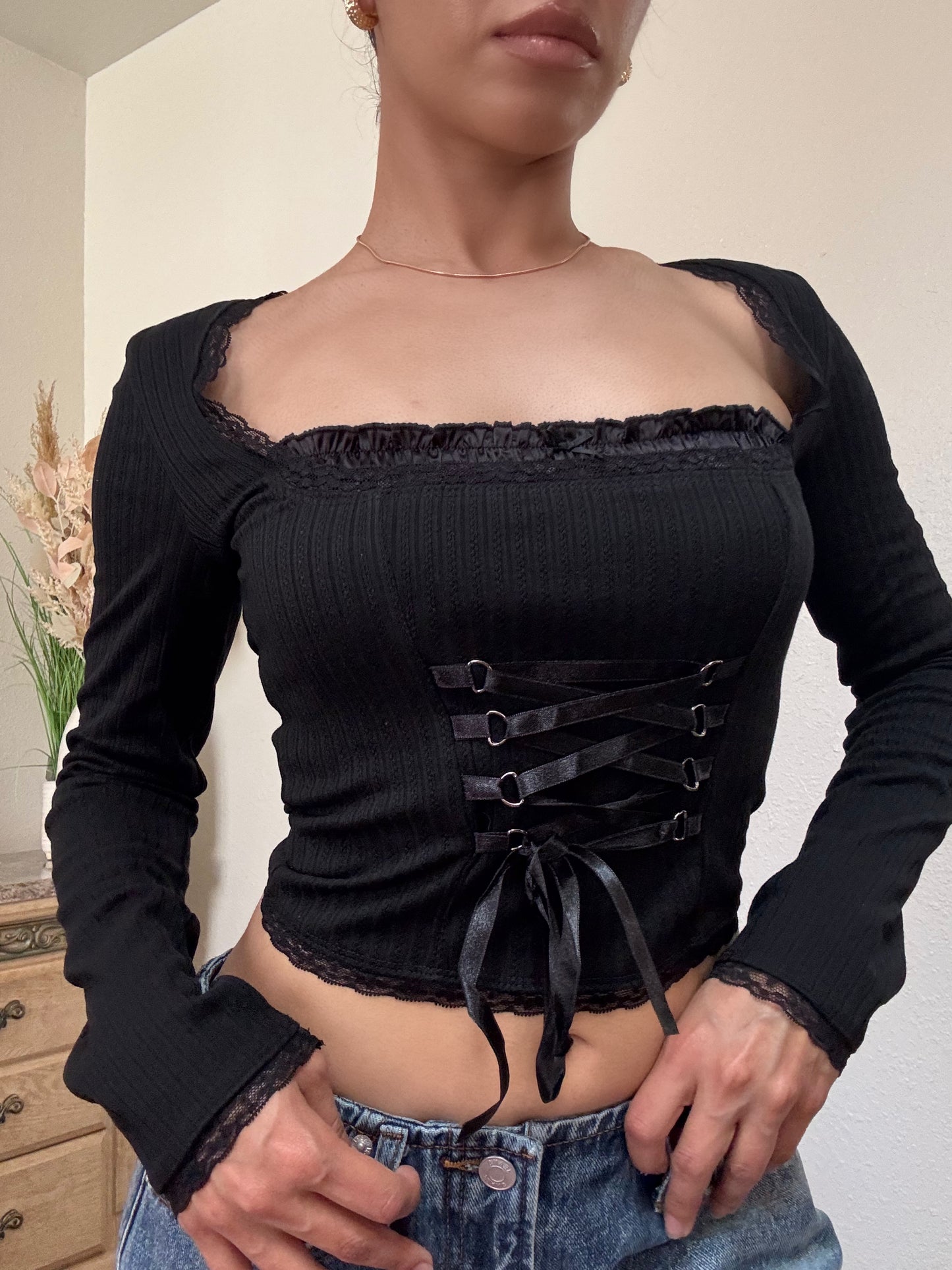 Pointelle Ribbed Knit Longsleeve Top -Black
