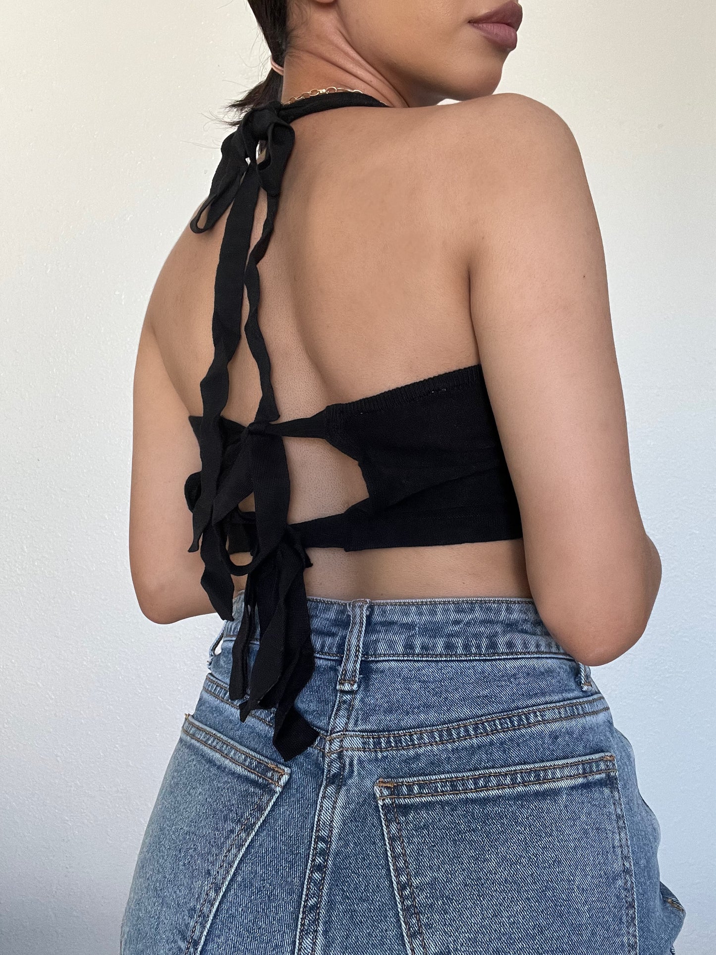 Halter Crop Top -Black