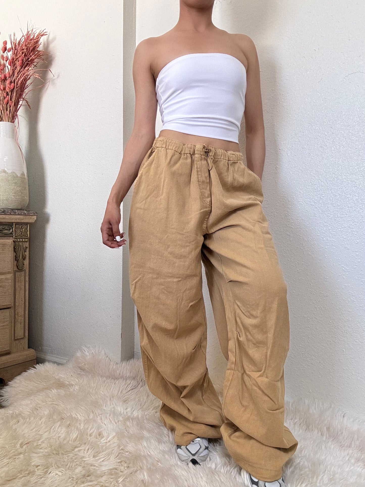 Baggy Mid Rise Parachute Pants -Sand