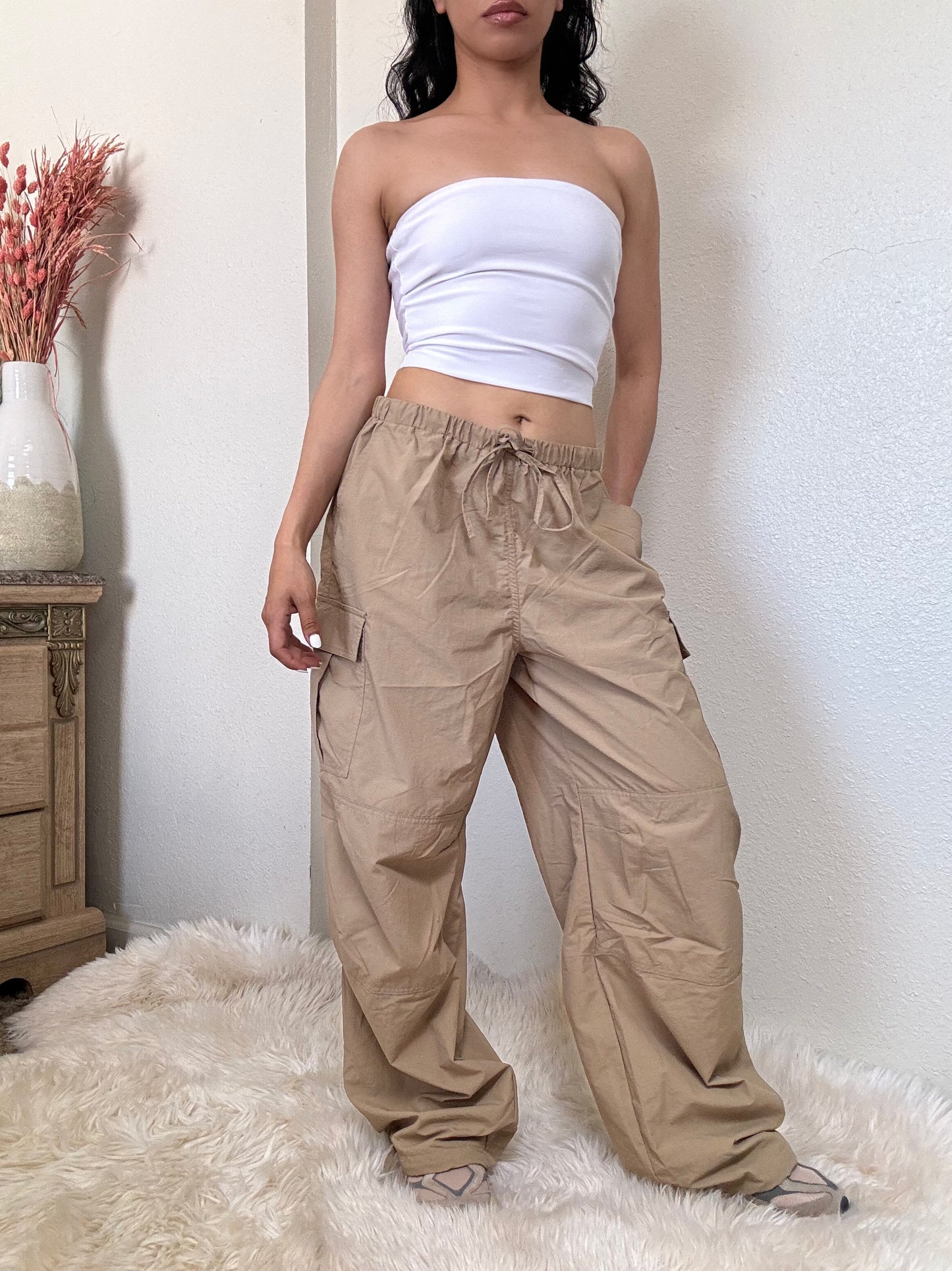 Mid Rise Parachute Cargo Pants -Khaki