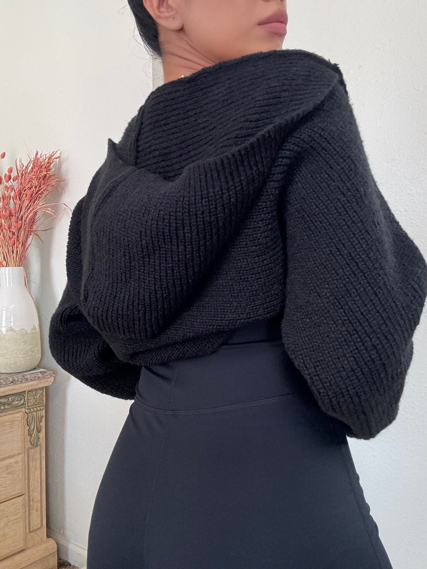 Staple Hooded Bolero Top -Black
