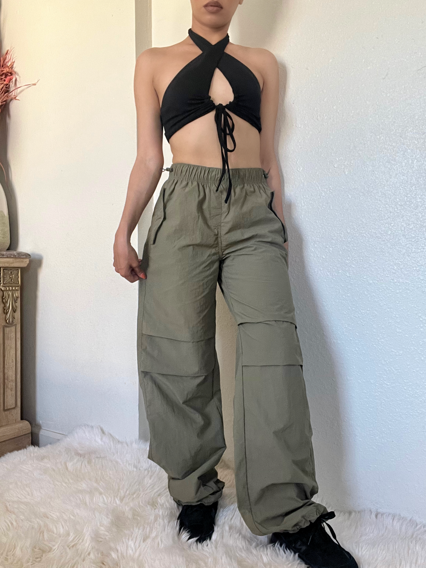 Loose Fit Parachute Pants -Olive