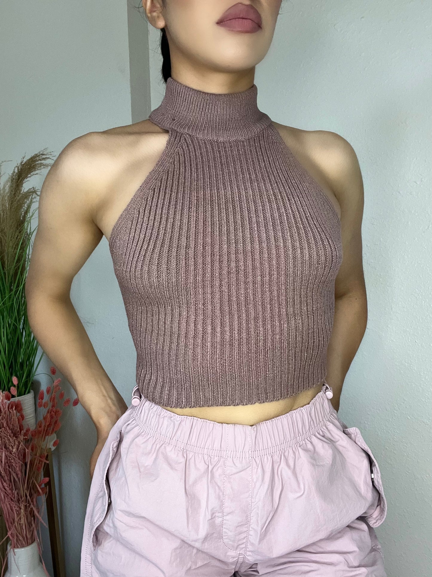 Cropped Halter Sleeveless Sweater -Cocoa