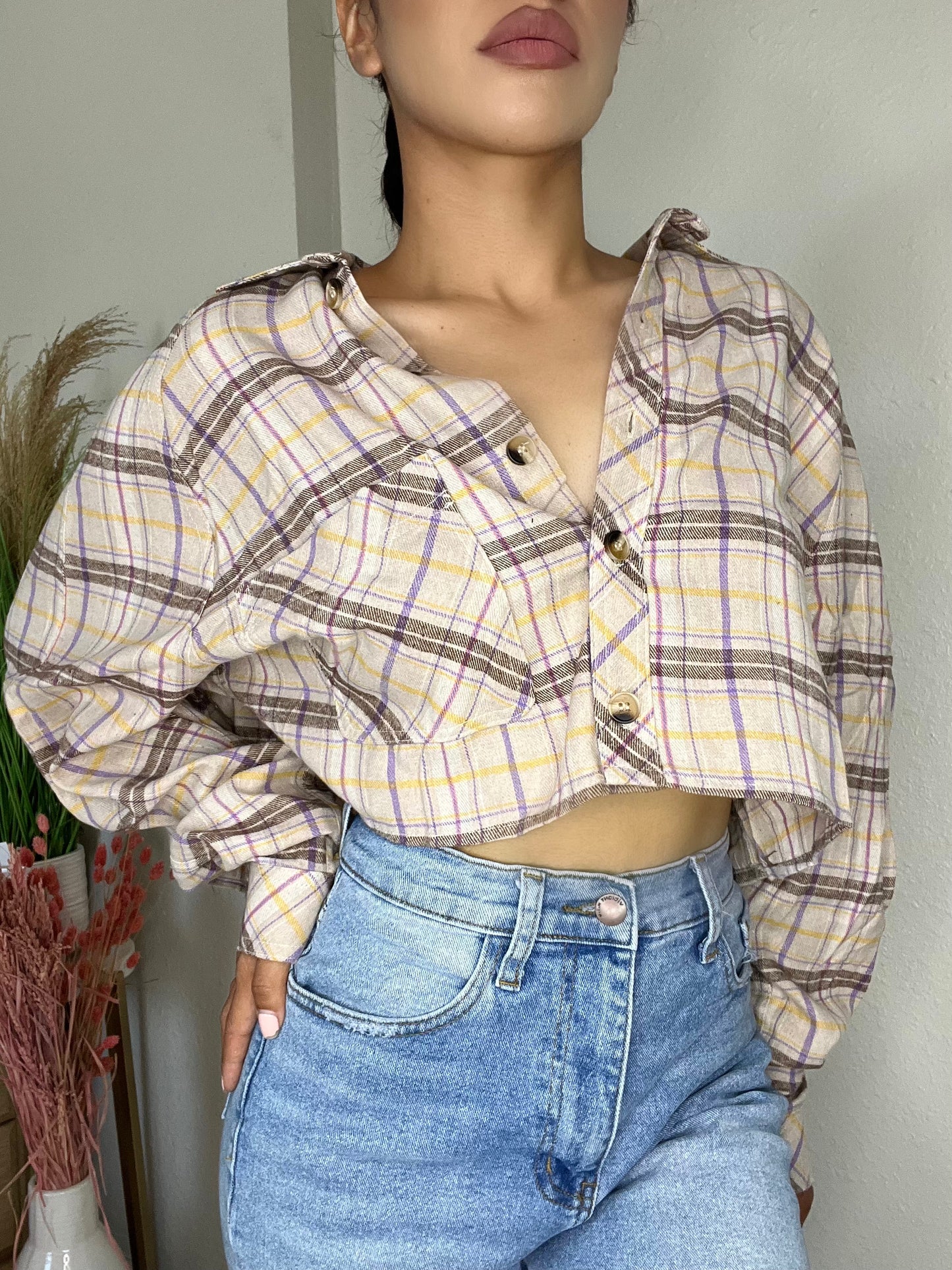 Juno Cropped Plaid Shirt -Beige
