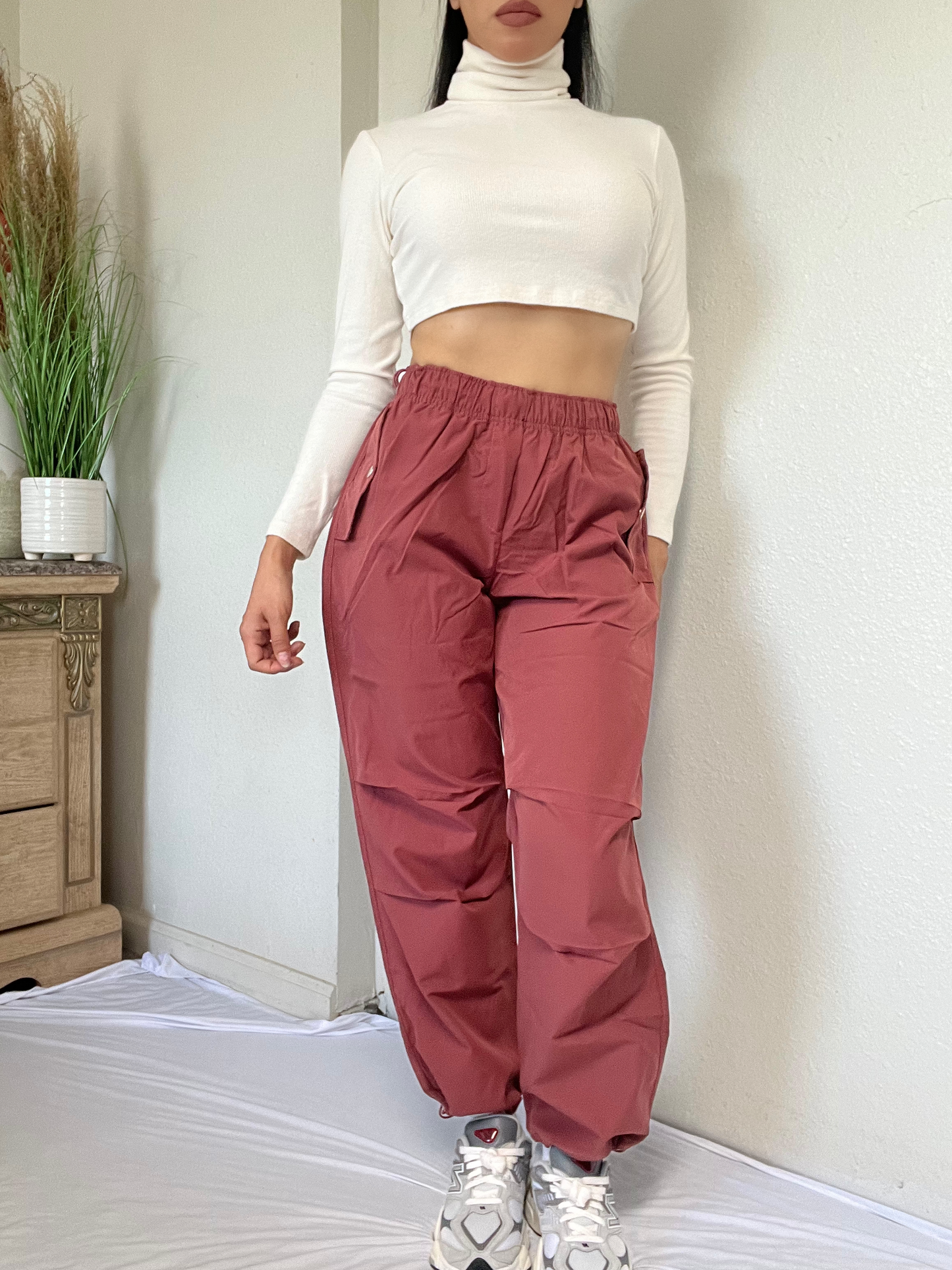Essential Parachute Pants -Merlot