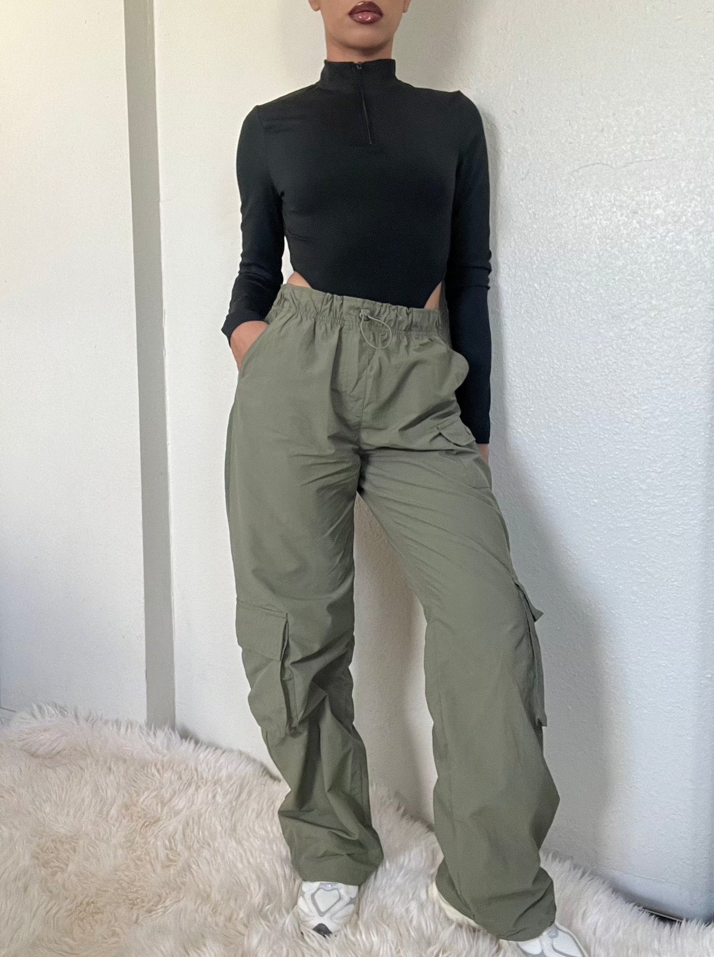 Toggle Detail Parachute Cargo Pant -Olive