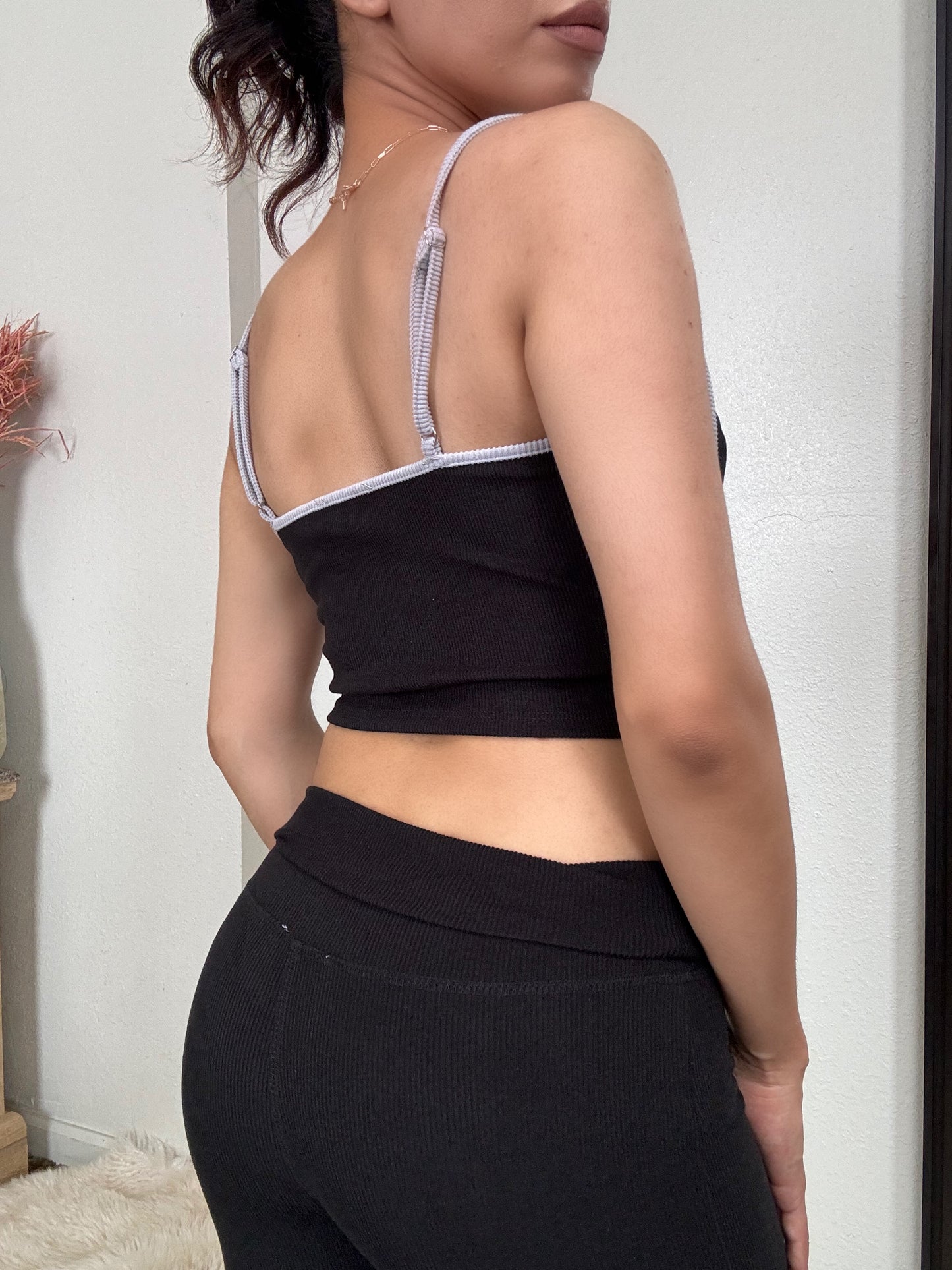 Essential Workout Two Piece  Set -Black/Grey