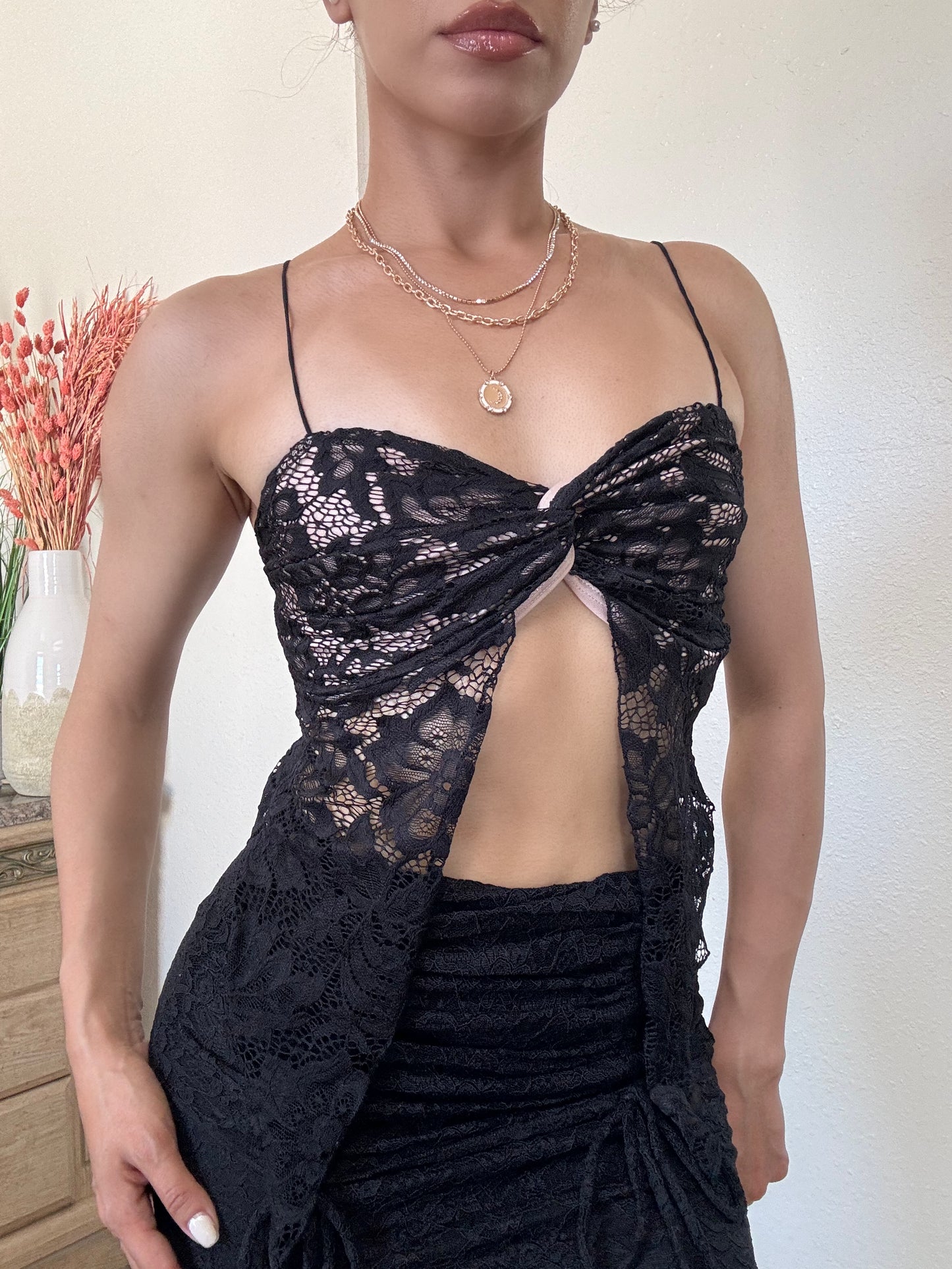 Open Front Lace Cami Top -Black