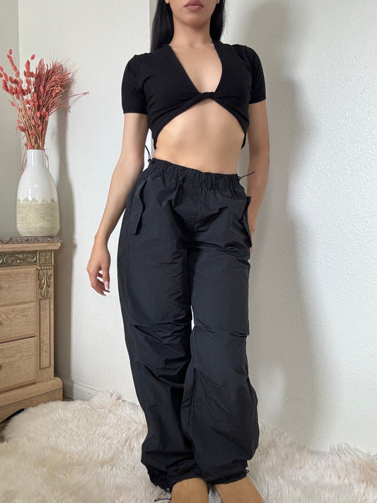 Loose Fit Parachute Pants -Black