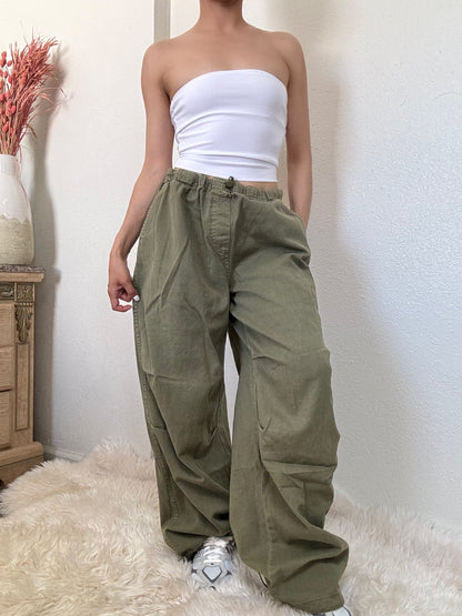 Baggy Mid Rise Parachute Pants -Moss