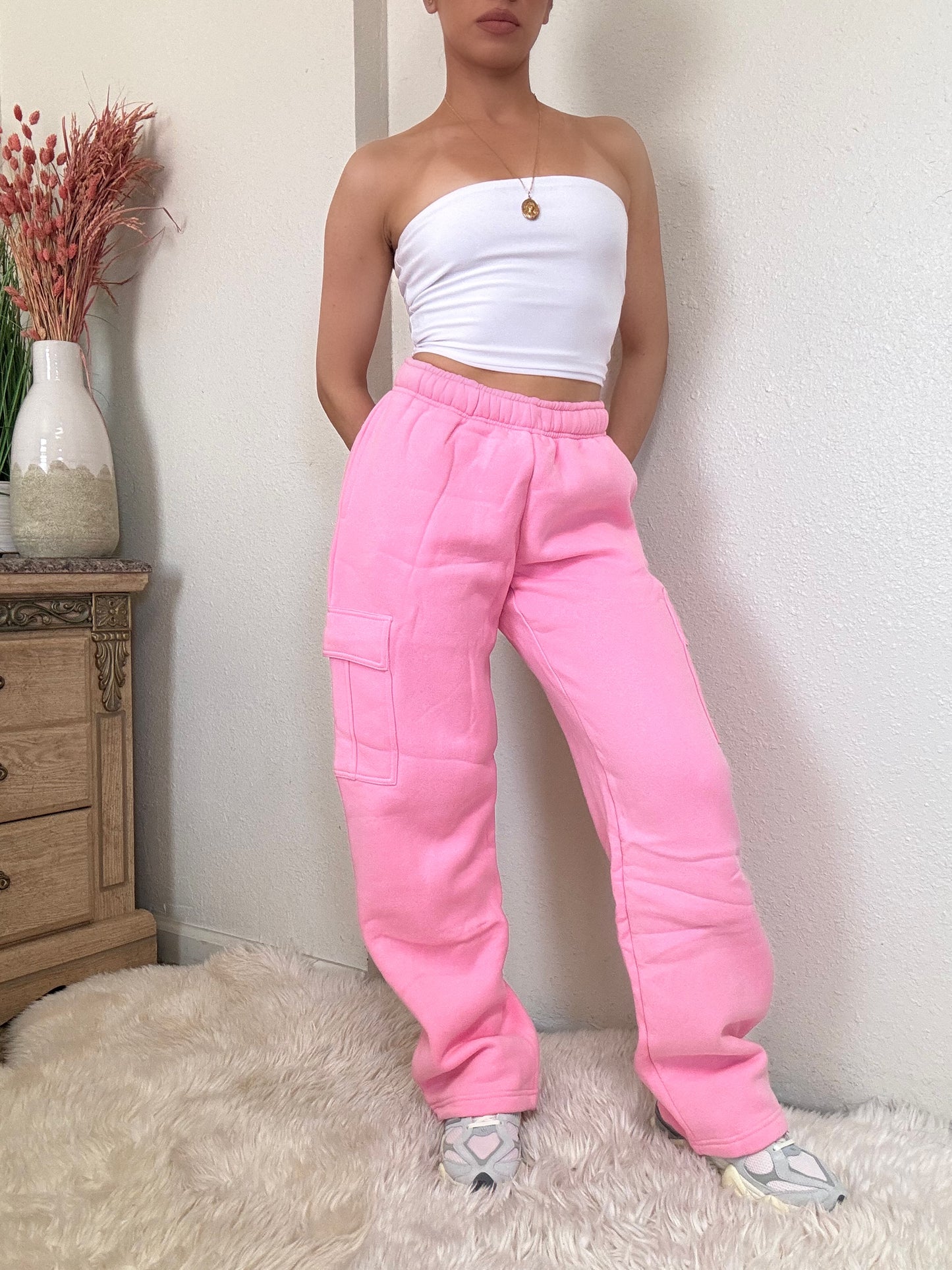 Essential Fleece Cargo Sweatpants -Pink