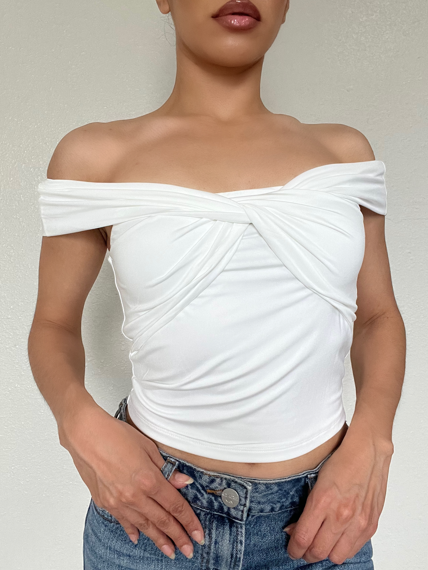 Off Shoulder Short Sleeve Top -White