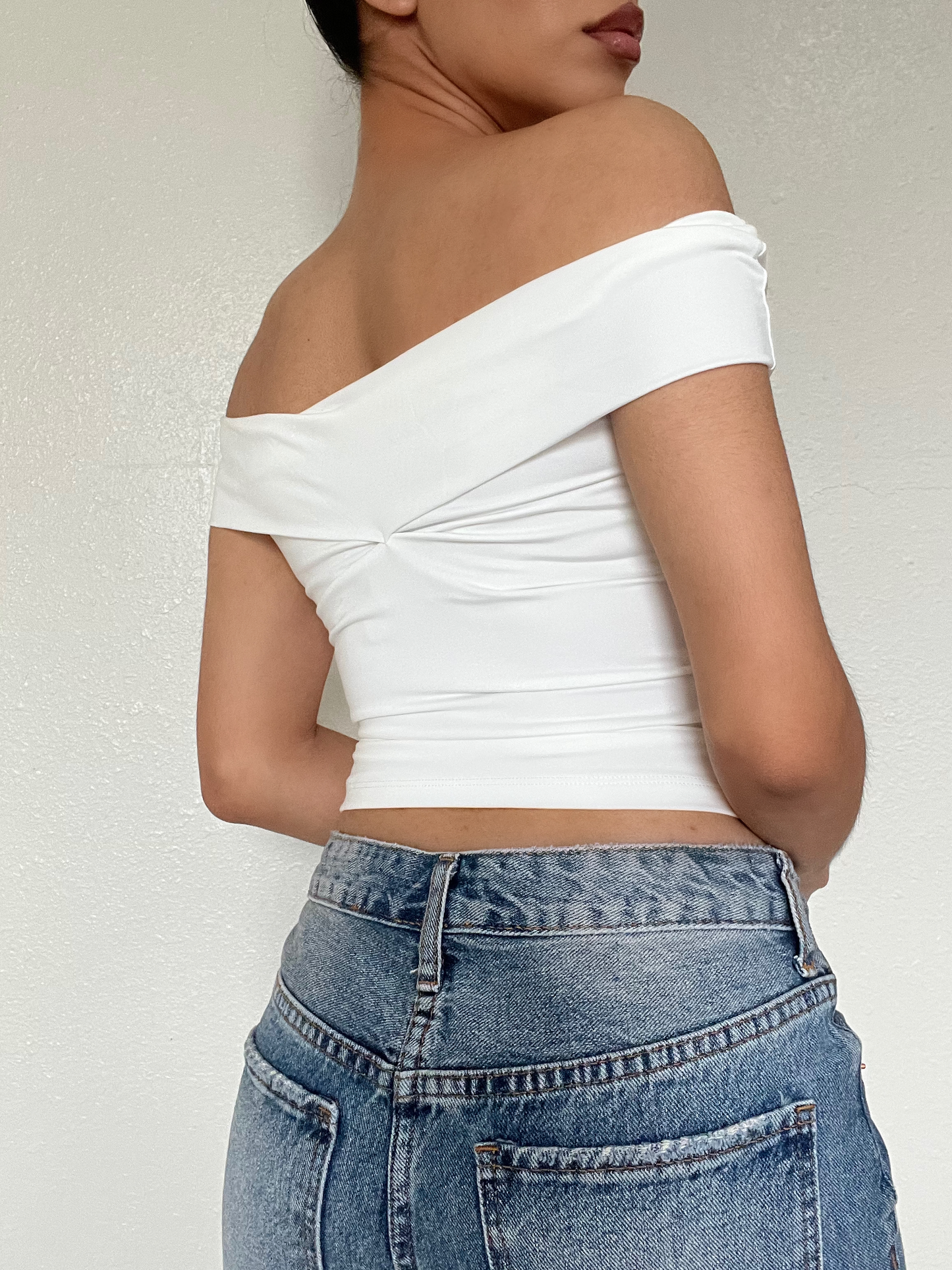 Off Shoulder Short Sleeve Top -White