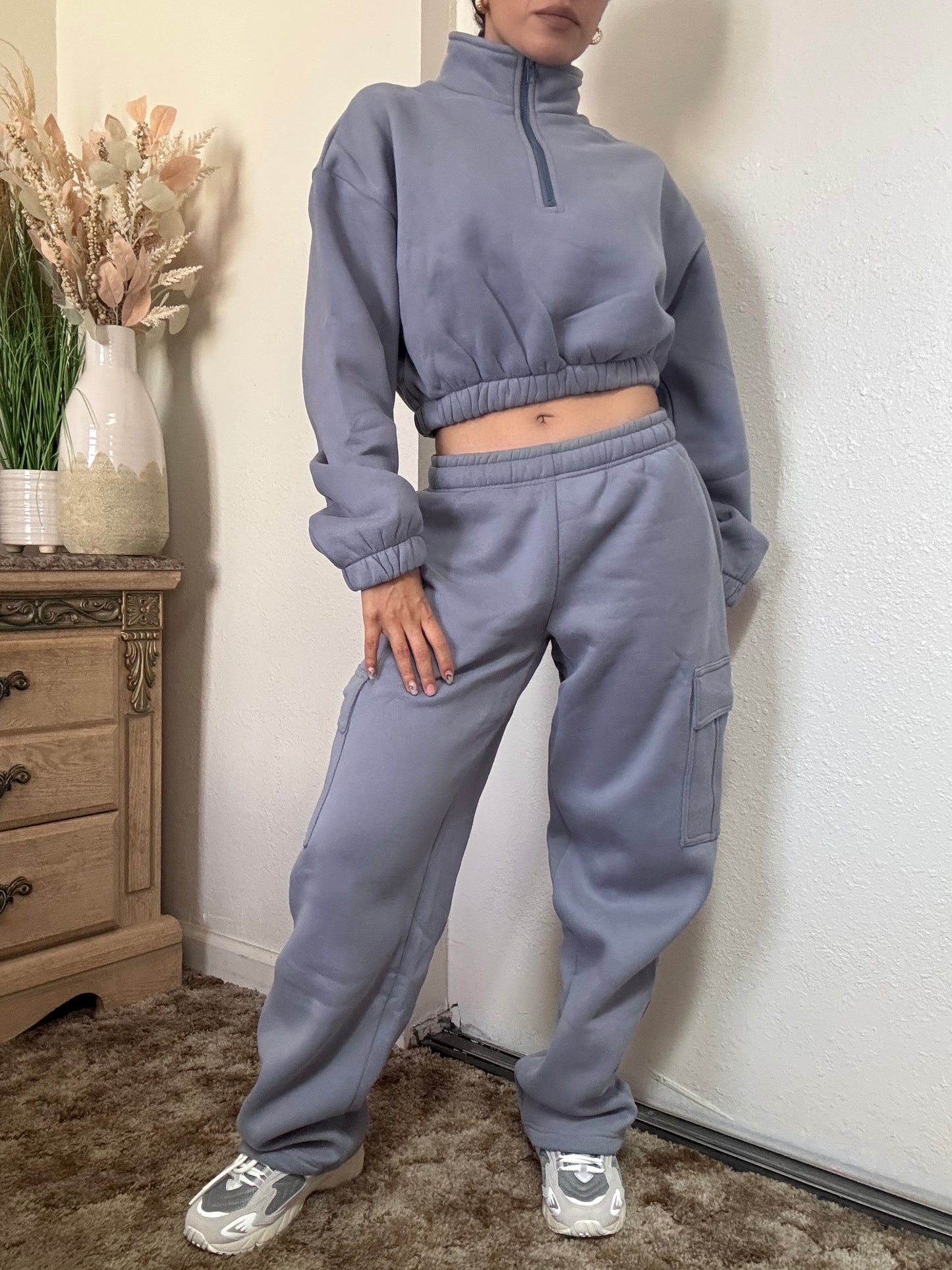 Essential Fleece Cargo Sweatpants (Frech Blue)