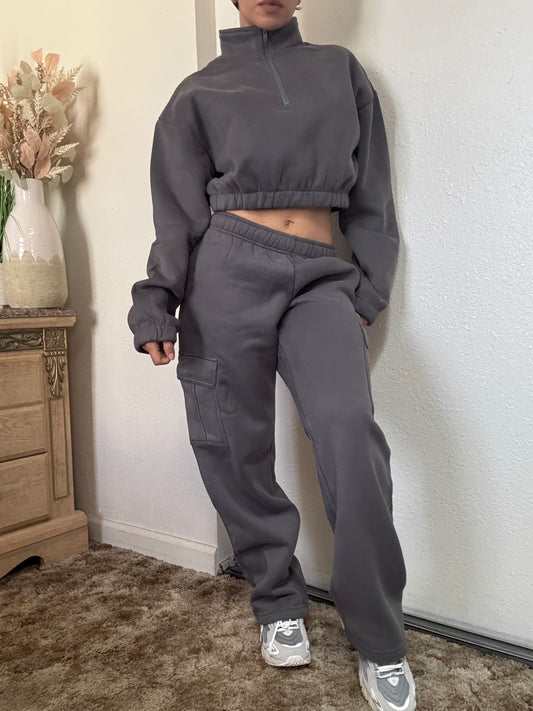 Essential Fleece Cargo Sweatpants -Graphite