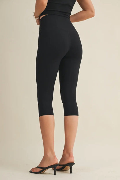 Capri Leggings (Black)