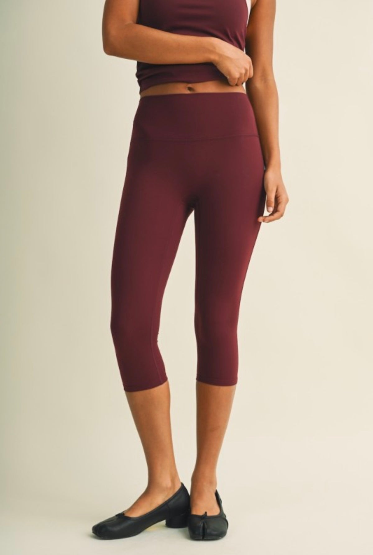 Capri Leggings (Burgundy)