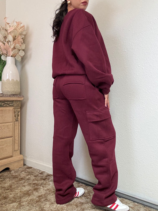 Essential Fleece Cargo Sweatpants (Wine)