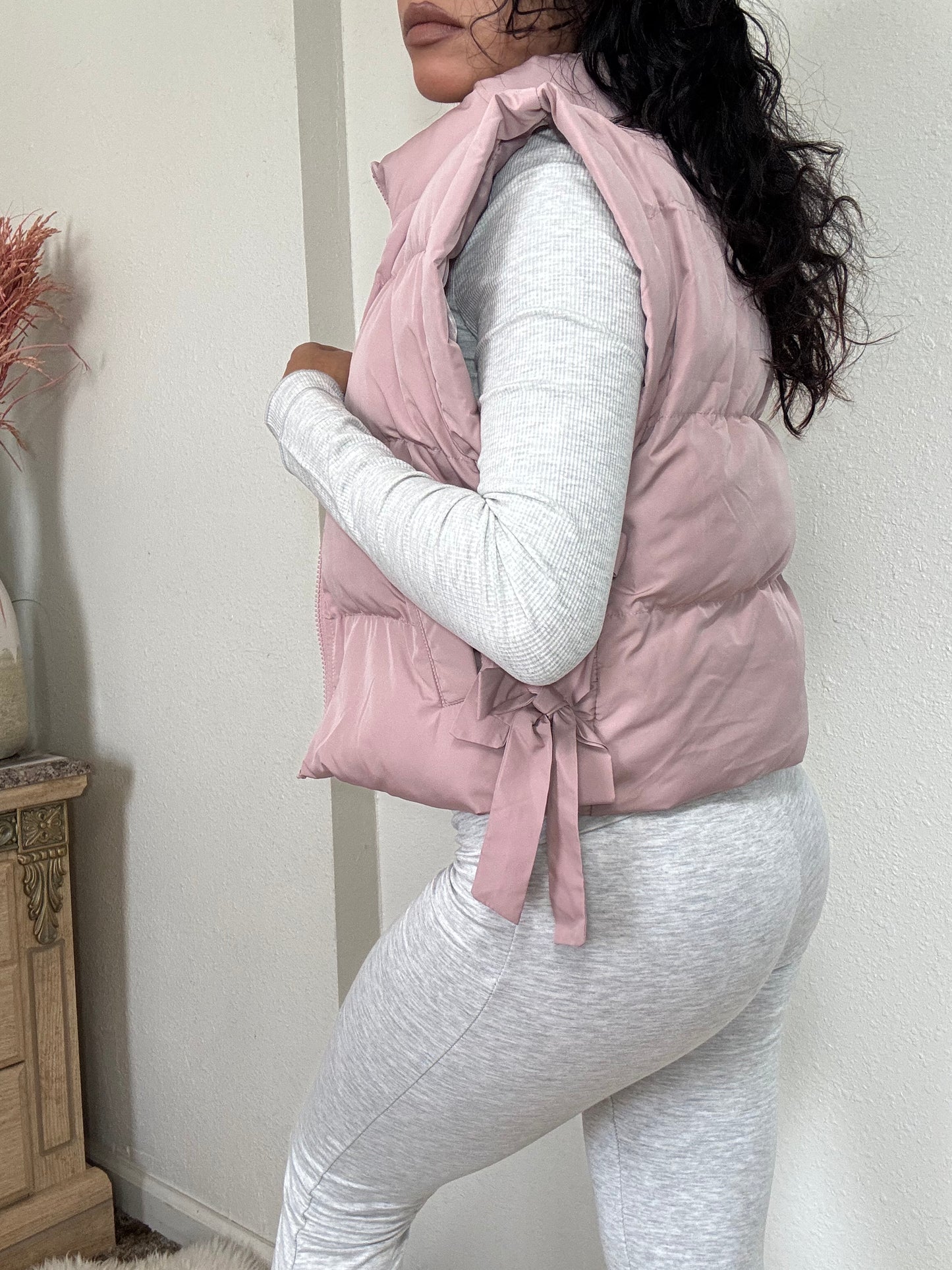 Side Bow Tie Cropped Puffer Vest -Blush